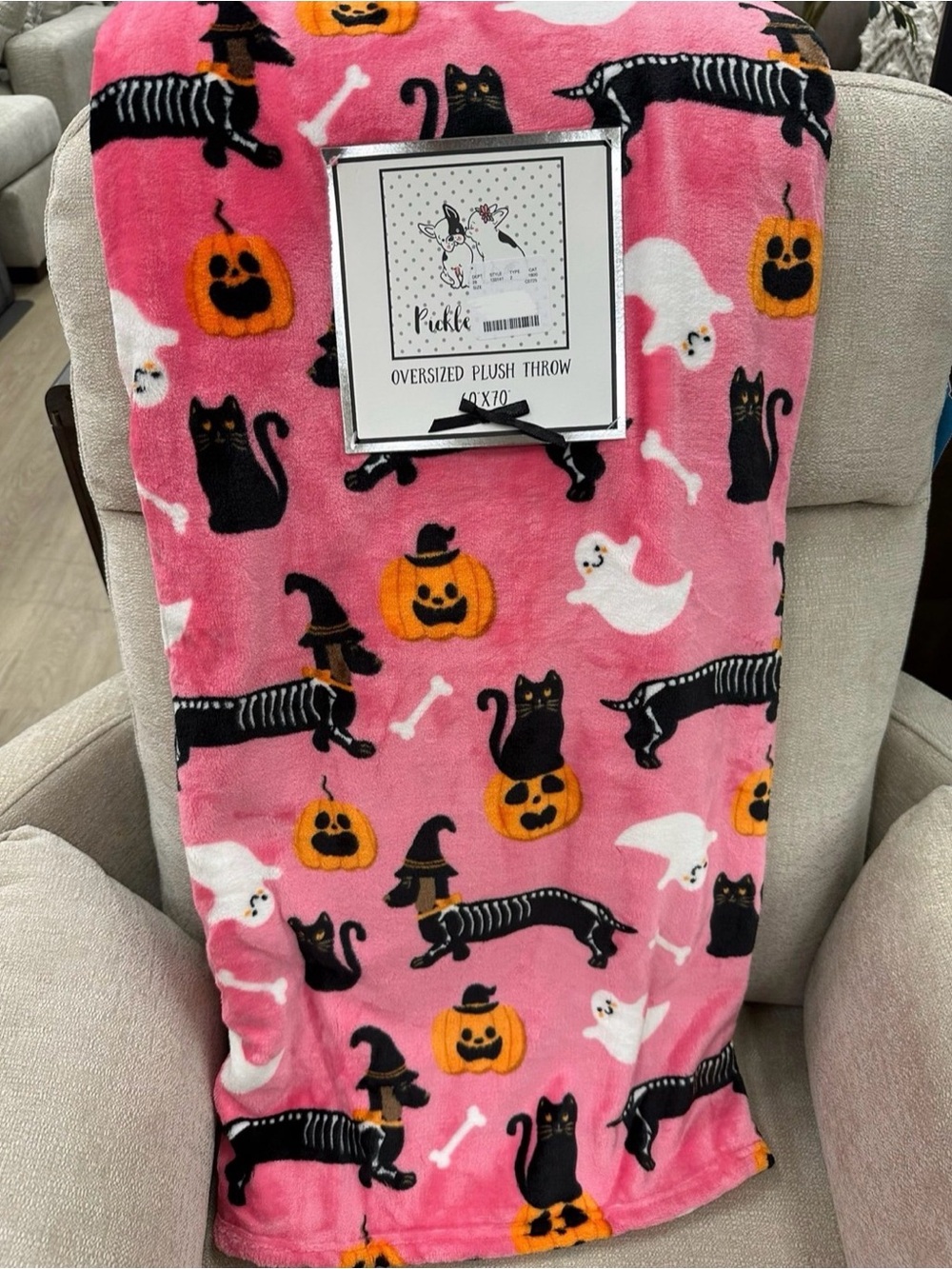 Halloween Pink Dachshund Doxie Dog, Black Cat, Ghost, Pumpkin Throw Blanket